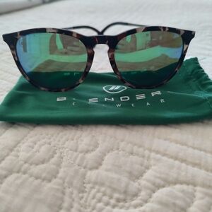 Blenders Forest Bliss Polarized Sunglasses